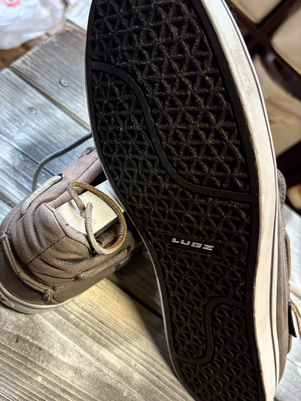 Lugz Greycanvas boat shoes with white soles #boatshoes #nautical size 11.5
